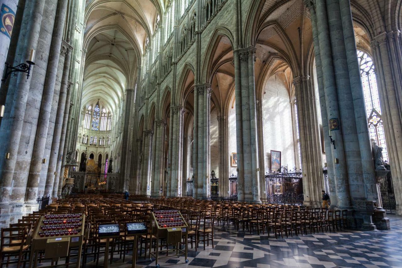 아미앵 Le Quai Amienois - Nid Douillet Moderne Face A La Cathedrale 아파트 외부 사진